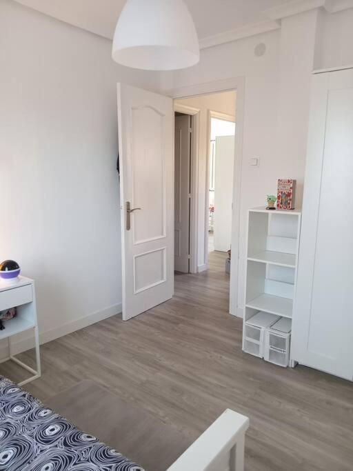 Preciosa Casa Bi-Familiar Al Lado De Donosti. Apartamento Irun Exterior foto